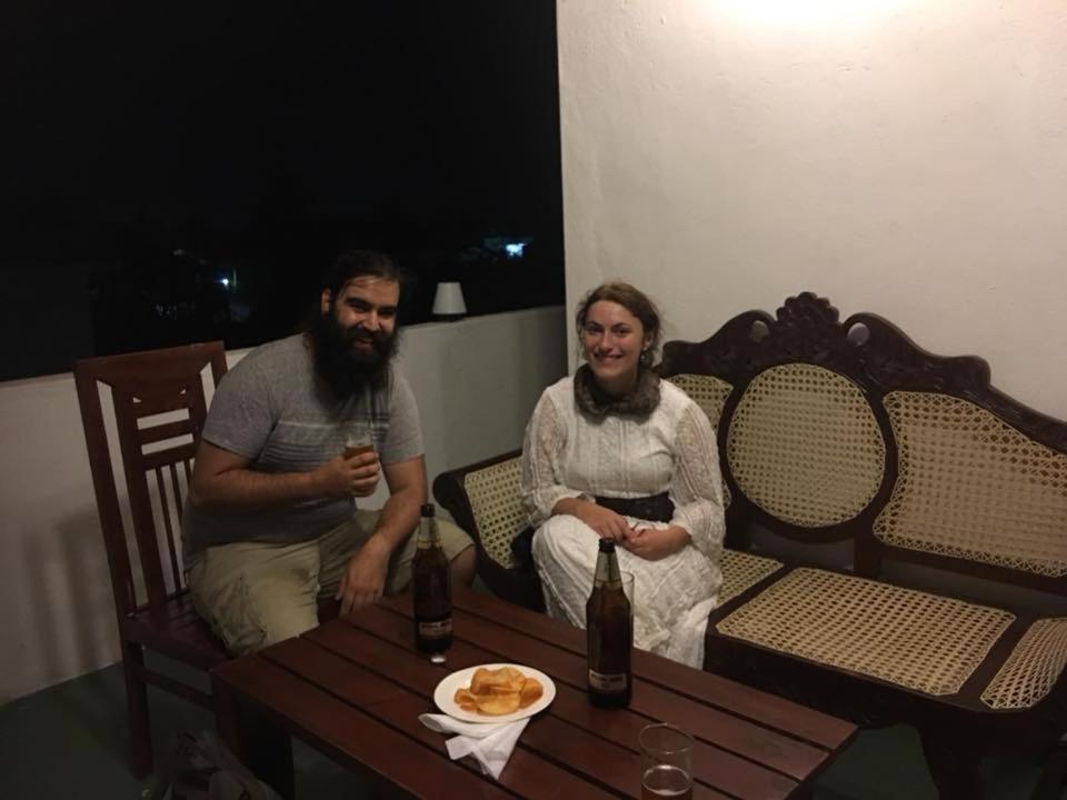 Like Mike Tourist Guest House & Restaurant Negombo Exterior foto
