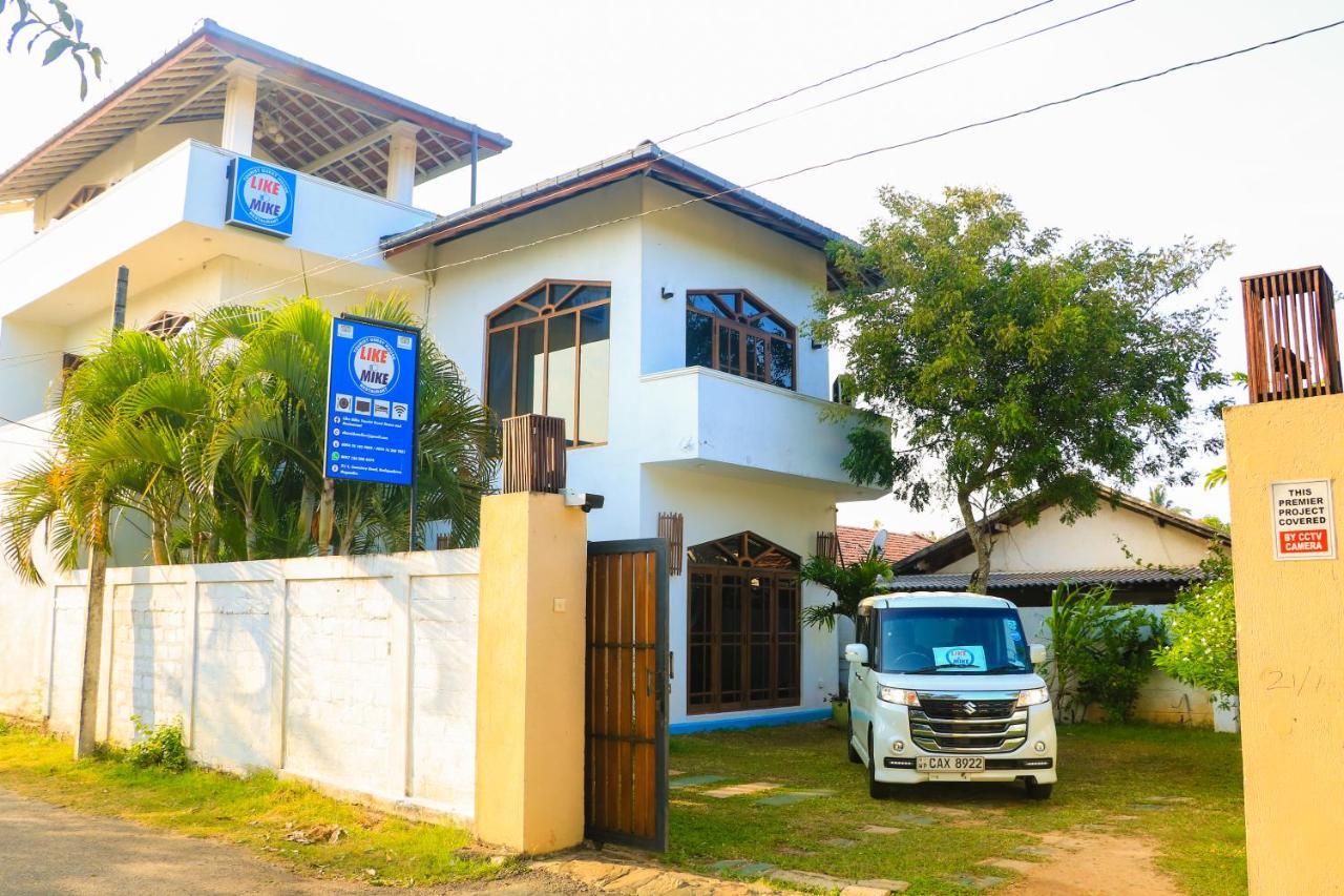 Like Mike Tourist Guest House & Restaurant Negombo Exterior foto