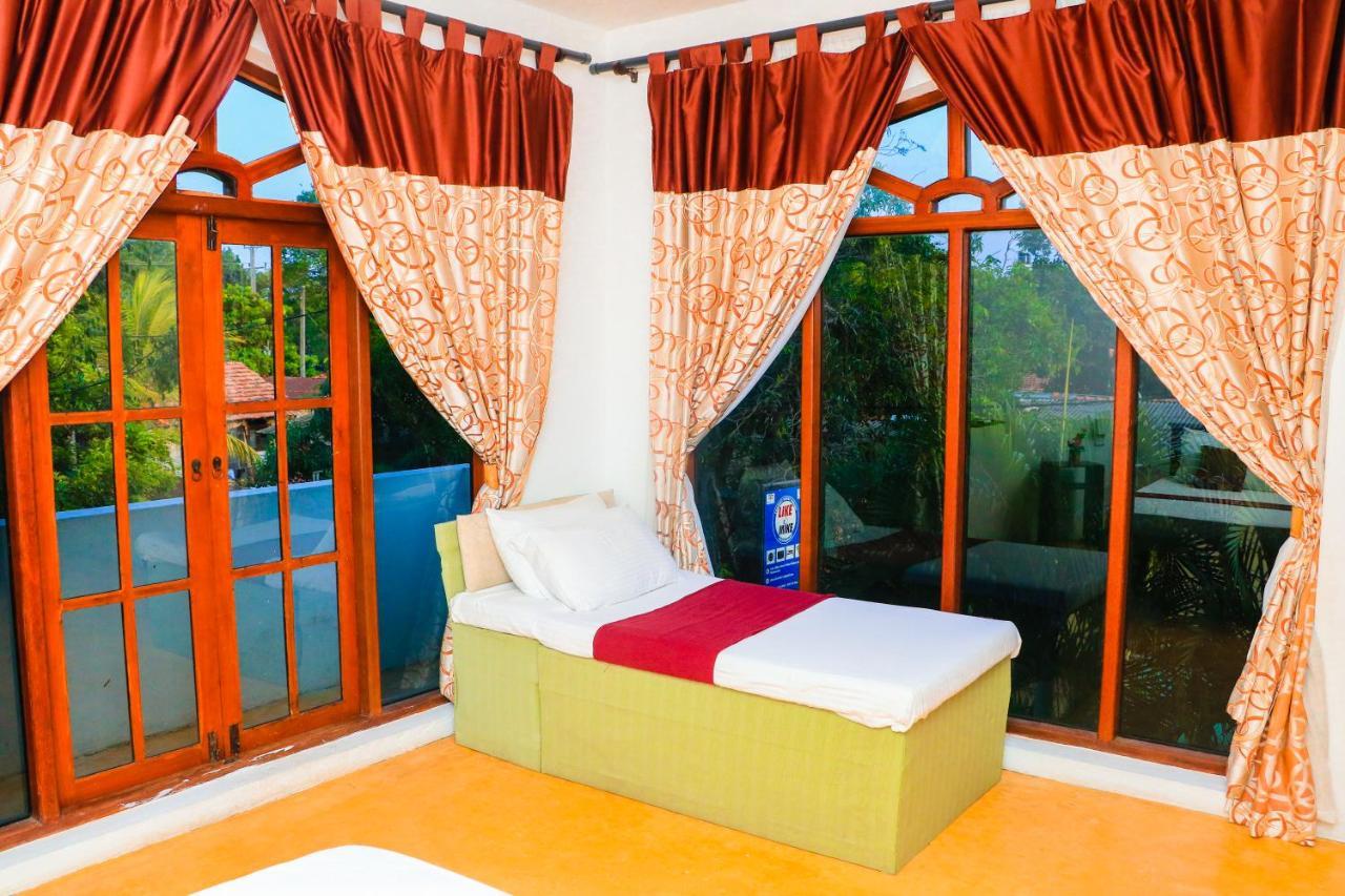 Like Mike Tourist Guest House & Restaurant Negombo Exterior foto